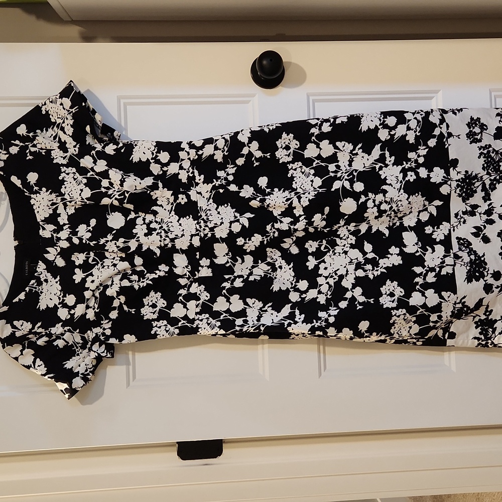 Talbots Small Black Floral Lined Dress Size 4